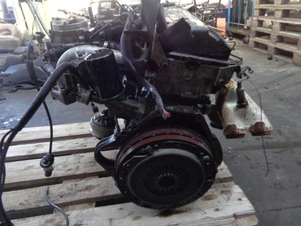 MOTEUR MERCEDES 2.3 ESSENCE CODE 102982 - Vue 5
